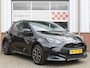 Toyota Yaris 1.5 Hybrid Active Automaat /NAVI/16'LM/Camera/ACC/Climate control/Apple carplay/DAB+/CV/ISOFIX/2e eig!