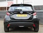 Toyota Yaris 1.5 Hybrid Active Automaat /NAVI/16'LM/Camera/ACC/Climate control/Apple carplay/DAB+/CV/ISOFIX/2e eig!