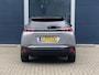 Peugeot e-2008 EV GT Pack 50 kWh Navigatie | Full LED koplampen | Parkeercamera | Keyless Entry | SoH 98% | Alcantara interieur
