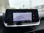Peugeot 2008 1.2T 100pk Active Pack | Afneembare trekhaak | Navigatie | Parkeersensoren | Lichtmetalen velgen | Dealeronderhouden