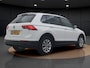 Volkswagen Tiguan 1.5 TSI Life | Navigatie | ACC | LED | 17" | Carplay | Parkeersensoren |