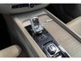 Volvo XC60 2.0 T8 Twin Engine AWD Inscription | Plug-in Hybrid (PHEV) | Luchtvering | Bowers Wilkins Audio | Panoramadak | Head-up Display | Keyless Entry | Achteruitrijcamera | Lichtmetalen Velgen 22 inch