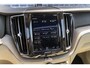 Volvo XC60 2.0 T8 Twin Engine AWD Inscription | Plug-in Hybrid (PHEV) | Luchtvering | Bowers Wilkins Audio | Panoramadak | Head-up Display | Keyless Entry | Achteruitrijcamera | Lichtmetalen Velgen 22 inch