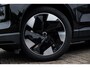 Volvo EX30 Single Motor Extended Range Plus 69 kWh | Stoel en Stuurverwarming | Adaptieve Cruise Control | BLIS | DAB+ | Keyless Entry | Parkeercamera |