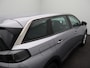 Peugeot 5008 1.2 PureTech Blue Lease Active 3e Zitrij | Navigatie | Camera | Parkeersensoren | Cruise Control | Apple Carplay/Android Auto | 17" Lichtmetalen Velgen