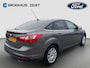 Ford Focus 1.6 150pk EcoBoost Titanium | 60.000 KM NAP | Volledig o.h. | Stoelverwarming | Navigatie incl bluetooth | Clima | Autom. inparkeren | Privacy-glass | Voorruitverwarming