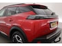 Peugeot 2008 1.2 PureTech 130 Allure (Nw. Model) | Rijklaar! | Dig. Cockpit | Trekhaak | Camera+PDC | Nav+App.Connect | Cruise | 17''