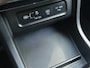 Hyundai Tucson 1.6 T-GDI PHEV Comfort Smart 4WD / Facelift Model / Fabrieksgarantie tot 09-2029 / Apple Carplay Android Auto / Stuur- & Stoelverwarming / Head Up Display / Trekgewicht 1210 kg / Elektrische achterklep / Achteruitrijcamera / Keyless Entry/Start / Adaptief cruise control /