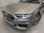 Audi A6 Avant 55 TFSI e quattro Competition PANO/HEAD-UP/MEMORY/360CAMERA/CARPLAY/SFEER/KEYLESS/ACC/MATRIX/20"AUDISPORT/S-LINE SPORTPAKKET/KARATBEIGE METALLIC/VOLLEDIG AUDI DEALER HISTORIE