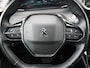 Peugeot e-2008 EV Active Pack 50 kWh 1ste Eigenaar | Camera | Navigatie | Parkeersensoren | 17" LMV | Apple Carplay & Android Auto