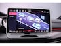 Volkswagen Golf GTE 1.5 TSI eHybrid 272pk DSG Automaat Panoramadak, Adaptive cruise control, Black style, Navigatie, 360 camera, Stuurwiel verwarmd, LED matrix koplampen