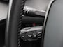 Peugeot 2008 1.2 PureTech Allure Pack 1ste Eigenaar | Camera | Cruise Control Adaptief | Navigatie | Apple Carplay & Android Auto | 17" LMV