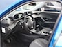 Peugeot 2008 1.2 PureTech Allure Pack 1ste Eigenaar | Camera | Cruise Control Adaptief | Navigatie | Apple Carplay & Android Auto | 17" LMV