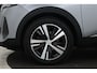 Peugeot 5008 1.5 BlueHDI Allure Pack Business 7 Persoons, Navigatie, Climate, trekhaak,