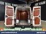 Volkswagen Crafter 2.0 TDI 141pk Automaat L3H3 L2H2 Euro6 Airco | Camera | Navigatie | 3000kg Trekhaak | Imperiaal | Apple Carplay Chauffeursstoel, Cruisecontrol, Android Auto, Parkeersensoren