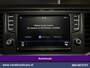 Volkswagen Crafter 2.0 TDI 141pk Automaat L3H3 L2H2 Euro6 Airco | Camera | Navigatie | 3000kg Trekhaak | Imperiaal | Apple Carplay Chauffeursstoel, Cruisecontrol, Android Auto, Parkeersensoren