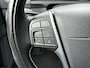 Volvo V60 2.0 190 PK T4 R-Design | TREKHAAK| SCHUIF-/KANTELDAK| LEDER| STOELVERWARMING| CAMERA + SENSOREN| KEYLESS ENTRY & START| DEALER ONDERHOUDEN|