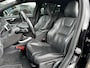 Volvo V60 2.0 190 PK T4 R-Design | TREKHAAK| SCHUIF-/KANTELDAK| LEDER| STOELVERWARMING| CAMERA + SENSOREN| KEYLESS ENTRY & START| DEALER ONDERHOUDEN|