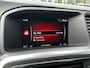 Volvo V60 2.0 190 PK T4 R-Design | TREKHAAK| SCHUIF-/KANTELDAK| LEDER| STOELVERWARMING| CAMERA + SENSOREN| KEYLESS ENTRY & START| DEALER ONDERHOUDEN|