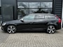 Volvo V60 2.0 190 PK T4 R-Design | TREKHAAK| SCHUIF-/KANTELDAK| LEDER| STOELVERWARMING| CAMERA + SENSOREN| KEYLESS ENTRY & START| DEALER ONDERHOUDEN|