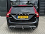 Volvo V60 2.0 190 PK T4 R-Design | TREKHAAK| SCHUIF-/KANTELDAK| LEDER| STOELVERWARMING| CAMERA + SENSOREN| KEYLESS ENTRY & START| DEALER ONDERHOUDEN|