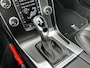 Volvo V60 2.0 190 PK T4 R-Design | TREKHAAK| SCHUIF-/KANTELDAK| LEDER| STOELVERWARMING| CAMERA + SENSOREN| KEYLESS ENTRY & START| DEALER ONDERHOUDEN|