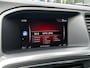 Volvo V60 2.0 190 PK T4 R-Design | TREKHAAK| SCHUIF-/KANTELDAK| LEDER| STOELVERWARMING| CAMERA + SENSOREN| KEYLESS ENTRY & START| DEALER ONDERHOUDEN|
