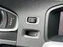 Volvo V60 2.0 190 PK T4 R-Design | TREKHAAK| SCHUIF-/KANTELDAK| LEDER| STOELVERWARMING| CAMERA + SENSOREN| KEYLESS ENTRY & START| DEALER ONDERHOUDEN|