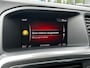 Volvo V60 2.0 190 PK T4 R-Design | TREKHAAK| SCHUIF-/KANTELDAK| LEDER| STOELVERWARMING| CAMERA + SENSOREN| KEYLESS ENTRY & START| DEALER ONDERHOUDEN|