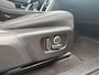 Land Rover Discovery Sport P300e 1.5 SE | Panoramadak | 360 Camera | Stoelverwarming | Elektr. Lederenstoelen | Dodehoek detectie | 12 maanden garantie! |