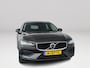Volvo V60 B3 Momentum Business | Panoramadak | Parkeercamera | Stoel- en Stuurverwarming | Trekhaak