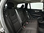 Volvo V60 B3 Momentum Business | Panoramadak | Parkeercamera | Stoel- en Stuurverwarming | Trekhaak