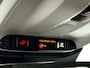 Volvo V60 B3 Momentum Business | Panoramadak | Parkeercamera | Stoel- en Stuurverwarming | Trekhaak