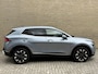 Kia Sportage 1.6 T-GDi Plug-in Hybrid AWD | DynamicLinePlus | 265pk | Adaptieve cruise | Navigatie | Camera | Apple CarPlay / Android Auto | Full-LED | DAB | Keyless start&go | Stoelverwarming voor&achter | Stuurverwarming | Elektrisch verstelbare stoelen | Elektrische achterklep | 19 inch velgen | Dealeronderhouden | Fabrieksgarantie