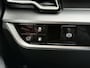 Kia Sportage 1.6 T-GDi Plug-in Hybrid AWD | DynamicLinePlus | 265pk | Adaptieve cruise | Navigatie | Camera | Apple CarPlay / Android Auto | Full-LED | DAB | Keyless start&go | Stoelverwarming voor&achter | Stuurverwarming | Elektrisch verstelbare stoelen | Elektrische achterklep | 19 inch velgen | Dealeronderhouden | Fabrieksgarantie