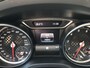 Mercedes-Benz A-klasse 180 AMG-LINE NAVI/LED/18"AMG/2XPDC/S&S/BTA /SFEER/ALCANTARASPORTZETELS/MEDIA/P-GLAS - 1 EIG./NL AUTO/KM=NAP