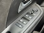 Opel Mokka-e Ultimate 50-kWh 11kw bl. Stoel + Stuurverwarming | Camera | Adaptive CC | Matrix LED | Full map navigatie | Carplay/android auto | Parkeersensoren |