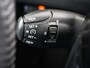 Peugeot 208 Allure 75pk | 1ste eigenaar | Navigatie | Parkeersensoren | Climate | LEER/Stof | LED lampen