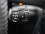 Peugeot 208 Allure 75pk | 1ste eigenaar | Navigatie | Parkeersensoren | Climate | LEER/Stof | LED lampen