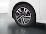 Peugeot 208 Allure 75pk | 1ste eigenaar | Navigatie | Parkeersensoren | Climate | LEER/Stof | LED lampen