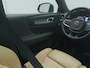Volvo XC40 1.5 T5 Recharge R-Design | PANO | ADAPTIVE | STOEL- EN STUURVERW. | TREKHAAK