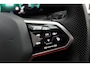 Volkswagen Golf 1.5 eTSI 3x R-Line | Panoramadak | IQ Light | Camera| Dode hoek | Lane assist | Front assist |