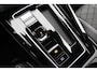 Volkswagen Golf 1.5 eTSI 3x R-Line | Panoramadak | IQ Light | Camera| Dode hoek | Lane assist | Front assist |