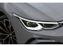 Volkswagen Golf 1.5 eTSI 3x R-Line | Panoramadak | IQ Light | Camera| Dode hoek | Lane assist | Front assist |