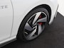 Volkswagen Golf 1.5 eHybrid GTE | SoH 95% | Panoramadak | Trekhaak | Leder pakket ‘Vienna’ | Head-up display | Black style | Stoelventilatie voor | Parkeerassistent |