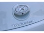 Hyundai Veloster 1.6 GDI i-Catcher | Elektrisch glazen panorama-dak | Keyless entry | Lichtmetalen velgen 18"