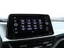 Volkswagen T-Roc 1.5 TSI 150pk DSG Life Edition · Camera · Trekhaak · Navigatie · Apple/Android Car Play · 17'' Inch · Garantie t/m 15-08-2028 of 100.000km