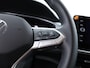 Volkswagen T-Roc 1.5 TSI 150pk DSG Life Edition · Camera · Trekhaak · Navigatie · Apple/Android Car Play · 17'' Inch · Garantie t/m 15-08-2028 of 100.000km