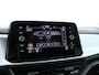 Volkswagen T-Roc 1.5 TSI 150pk DSG Life Edition · Camera · Trekhaak · Navigatie · Apple/Android Car Play · 17'' Inch · Garantie t/m 15-08-2028 of 100.000km