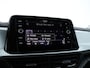 Volkswagen T-Roc 1.5 TSI 150pk DSG Life Edition · Camera · Trekhaak · Navigatie · Apple/Android Car Play · 17'' Inch · Garantie t/m 15-08-2028 of 100.000km